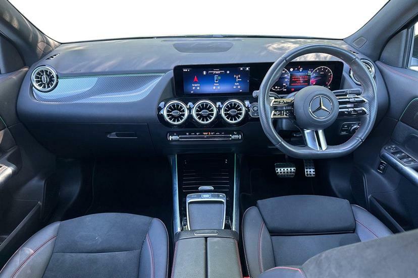 Mercedes-Benz GLA Class Gla 200 Exclusive Launch Edition White #7