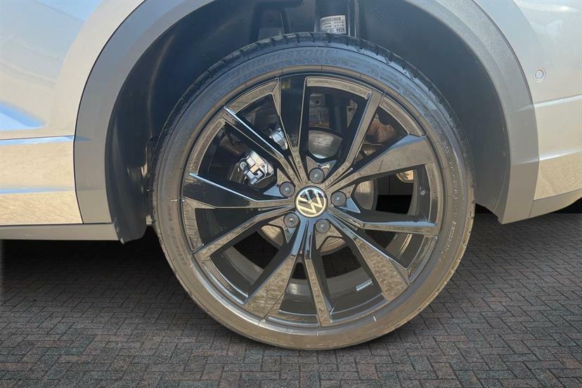 Volkswagen T-Roc 1.5 Tsi R-line Dsg #5