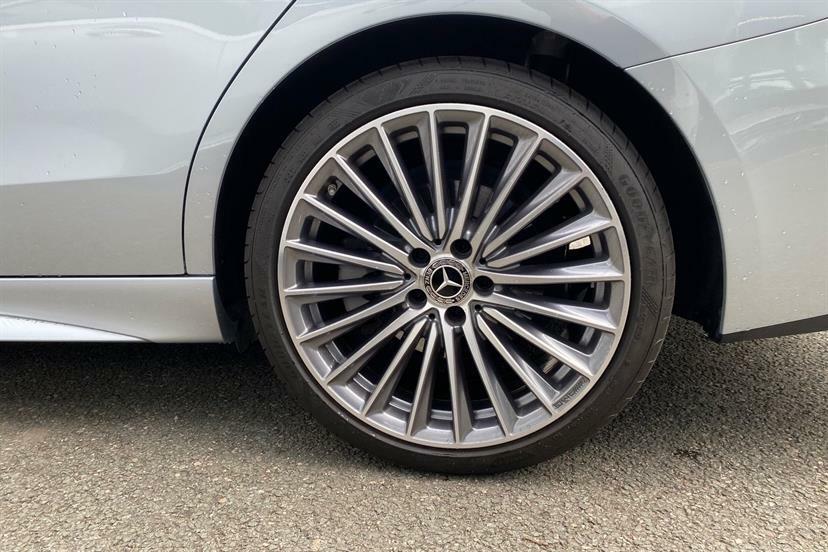 Mercedes-Benz C Class C300 Amg Line Premium 9G-tronic Silver #4