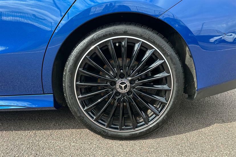 Mercedes-Benz CLA Class 220D Amg Line Premium Plus Tip Blue #4