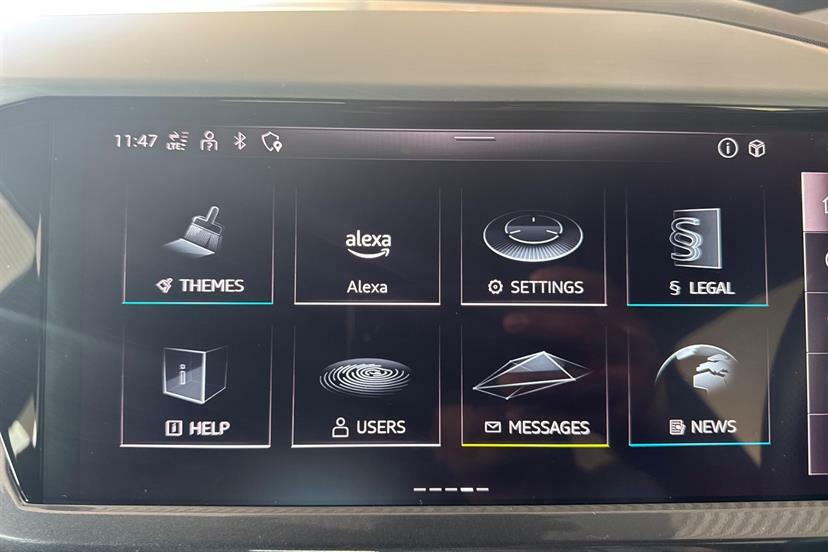 Audi Q4 E Tron Estate Black #15