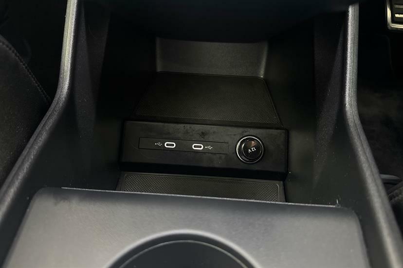 Audi Q4 E Tron Estate Black #21