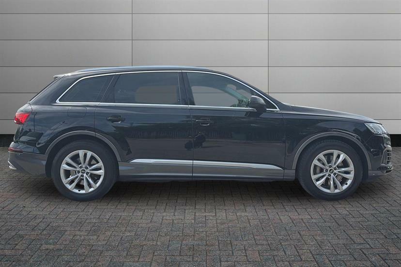 Audi Q7 55 Tfsi Quattro Sport Tiptronic Black #4