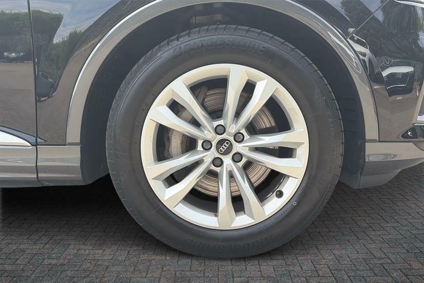 Audi Q7 55 Tfsi Quattro Sport Tiptronic Black #5
