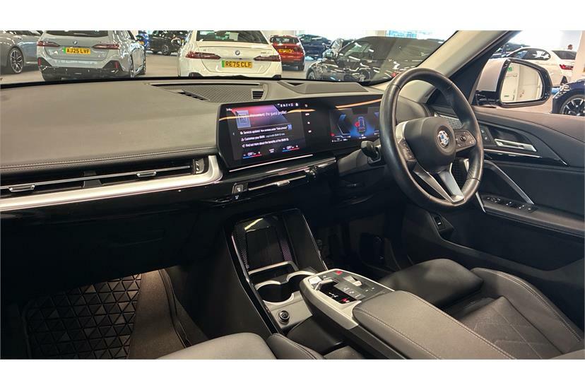 BMW X1 Xdrive 23D Mht Xline Tech Plus Step Black #5