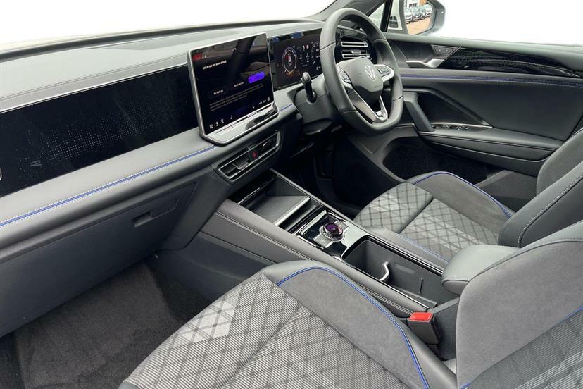 Volkswagen Tiguan 1.5 Etsi 150 R-line Dsg White #2