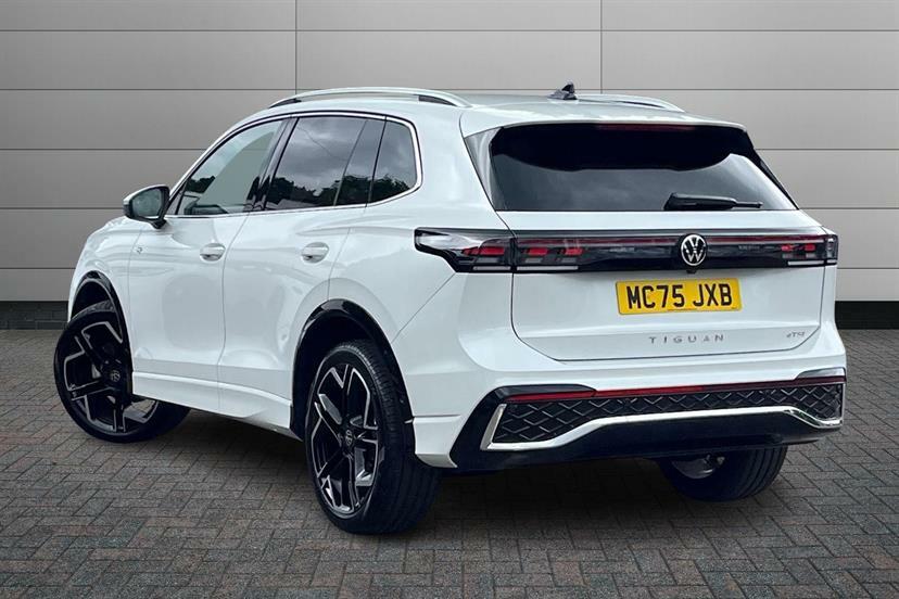 Volkswagen Tiguan 1.5 Etsi 150 R-line Dsg White #3