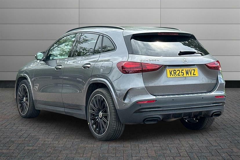 Mercedes-Benz GLA Class 200D Amg Line Premium Plus Grey #2