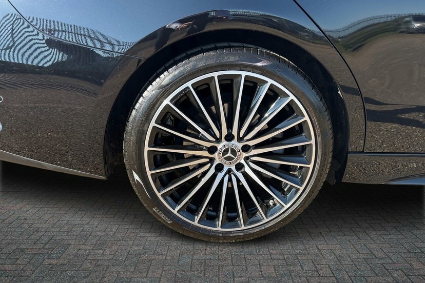 Mercedes-Benz C Class C200h Mhev Amg Line Premium Plus Saloon AP25CPX Black #4