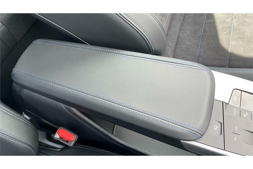 BMW X1 Sdrive 20I Mht Xline Step Black #56