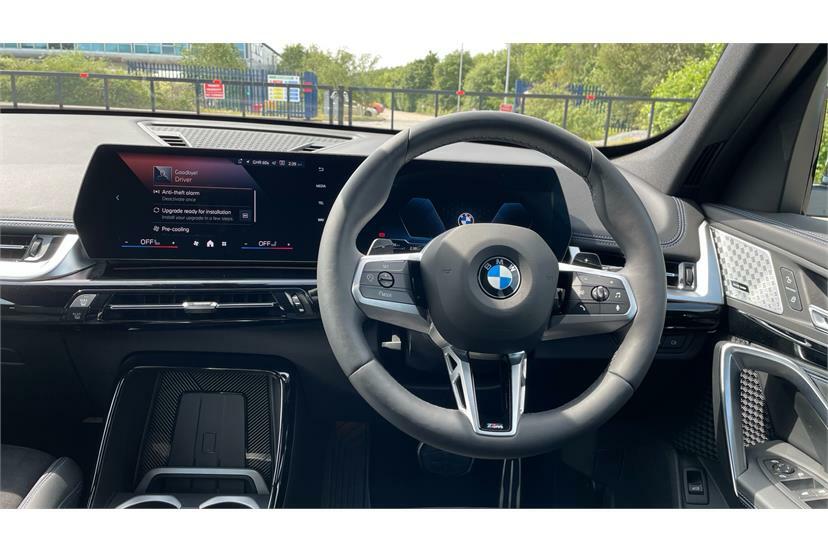 BMW X1 Sdrive 18D M Sport Step Black #4