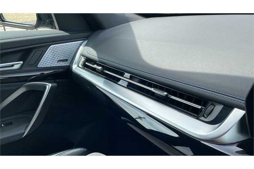 BMW X1 Sdrive 20I Mht Xline Step Black #49