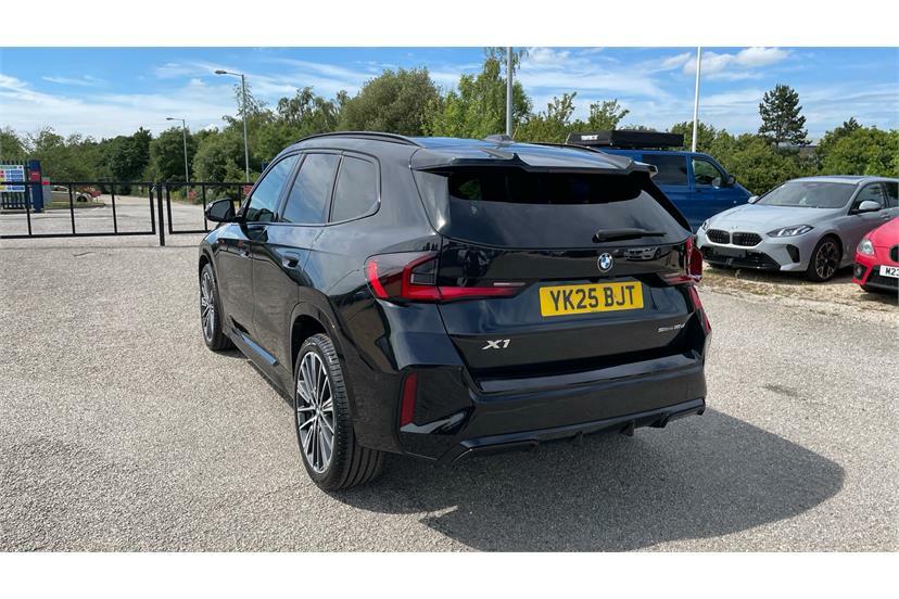 BMW X1 Sdrive 20I Mht Xline Step Black #26