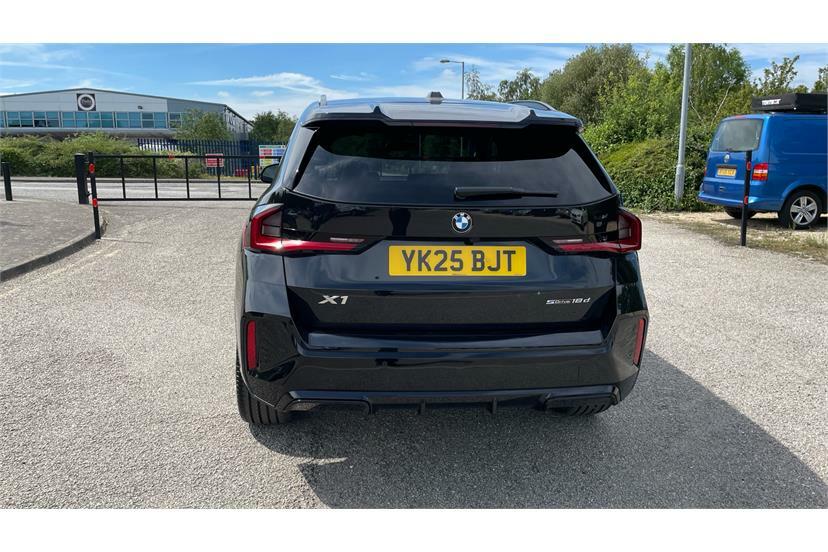 BMW X1 Sdrive 20I Mht Xline Step Black #27