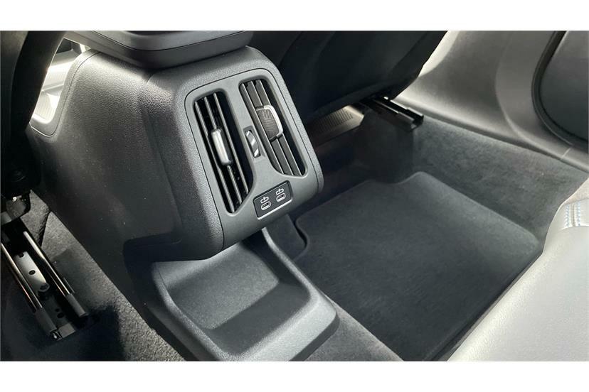 BMW X1 Sdrive 20I Mht Xline Step Black #35