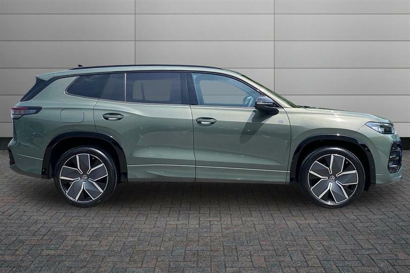 Volkswagen Tayron 2.0 Tdi R-line Dsg7 7 Seat Green #3