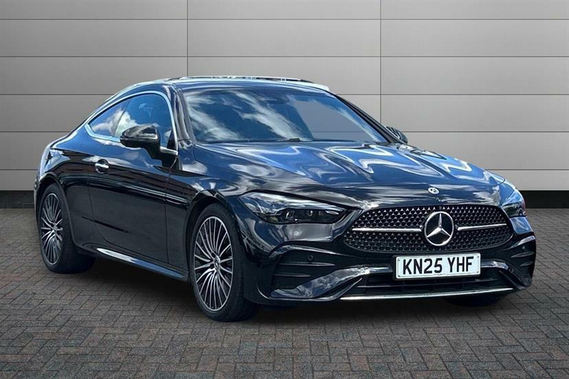 Mercedes-Benz CLE Class 300 4Matic Amg Line Premium 9G-tronic Black