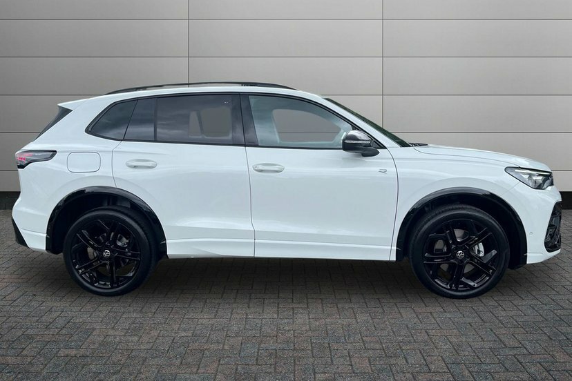 Volkswagen Tiguan 2.0 Tsi Black Edition Suv Dsg 4Motion MC26KYX White #4