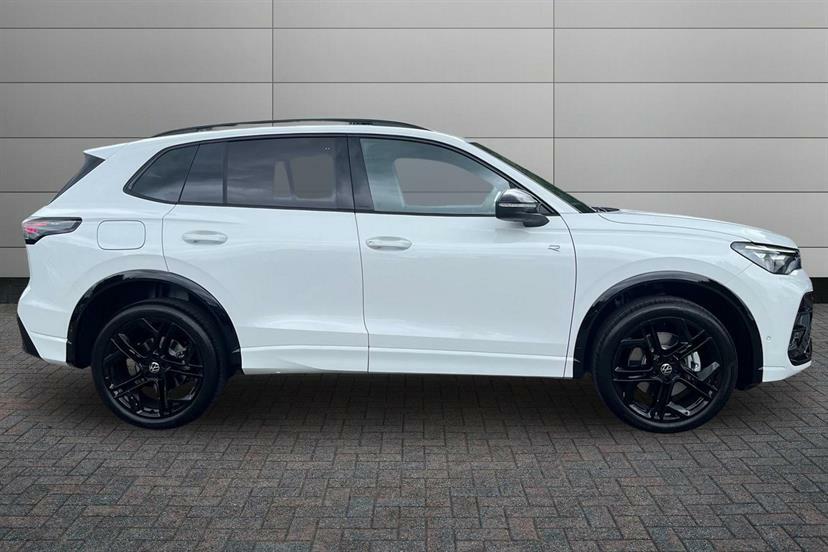Volkswagen Tiguan 2.0 Tsi 204 4Motion Black Edition Dsg White #4