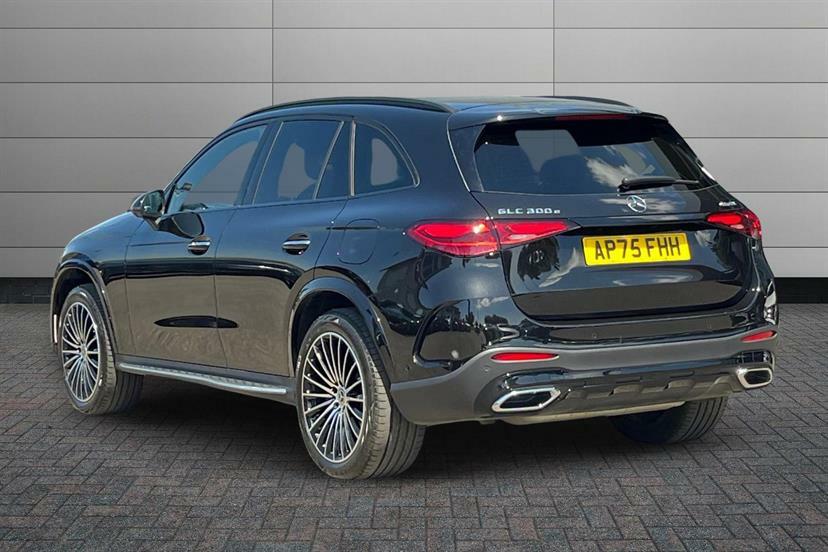 Mercedes-Benz GLC Class 300E 4Matic Amg Line Prem Plus 9G-tronic Black #2