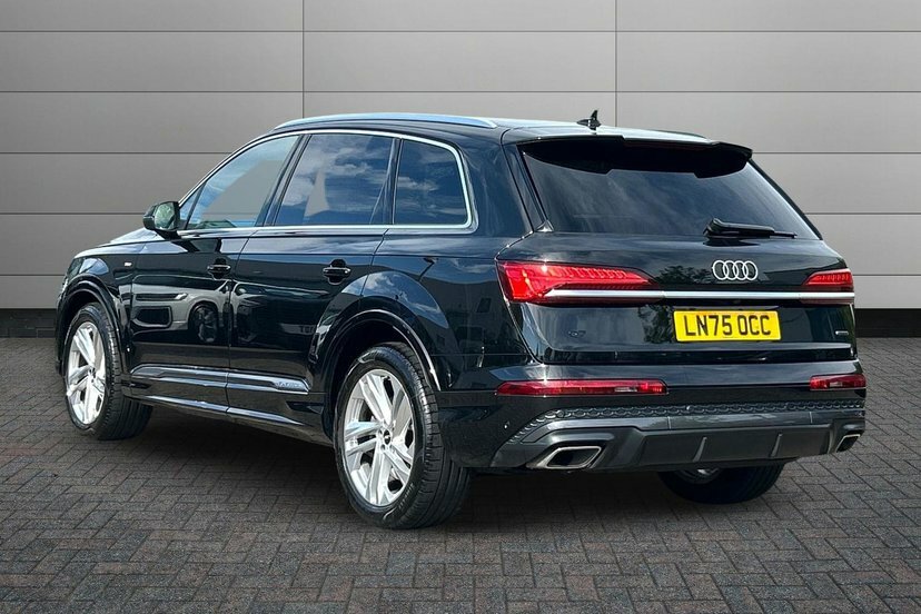 Audi Q7 3.0 Tdi V6 S Line Suv Tiptronic Quattro Black #3