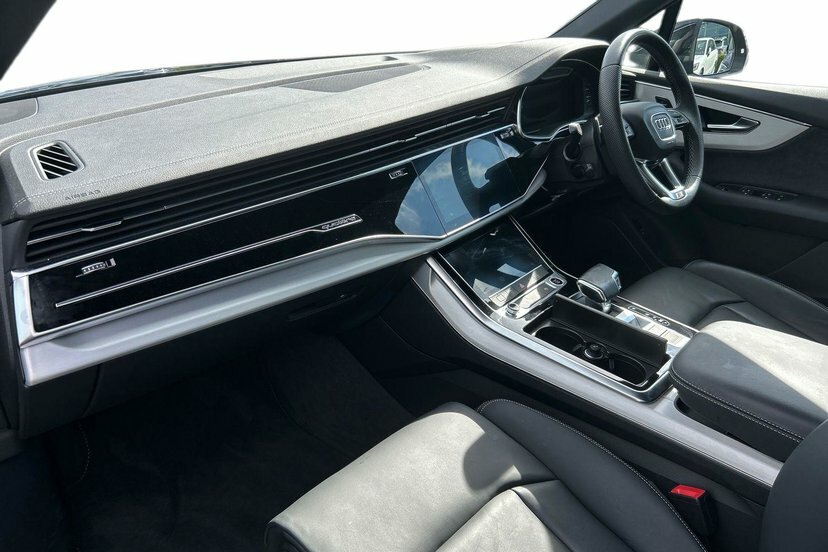 Audi Q7 3.0 Tdi V6 S Line Suv Tiptronic Quattro Black #2