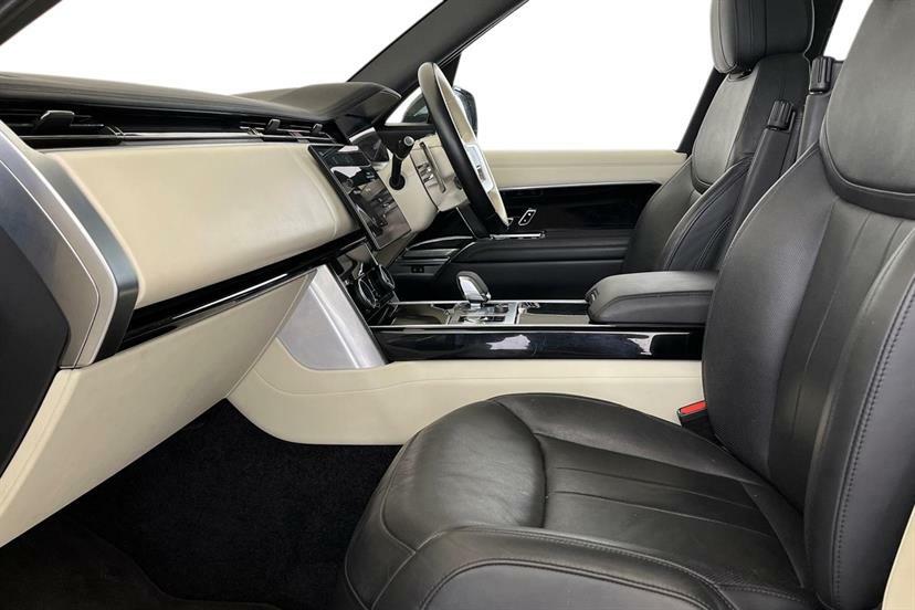 Land Rover Range Rover 3.0 D300 Hse Gold #3