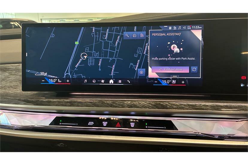 BMW 7 Series Xdrive M Sport Grey #8