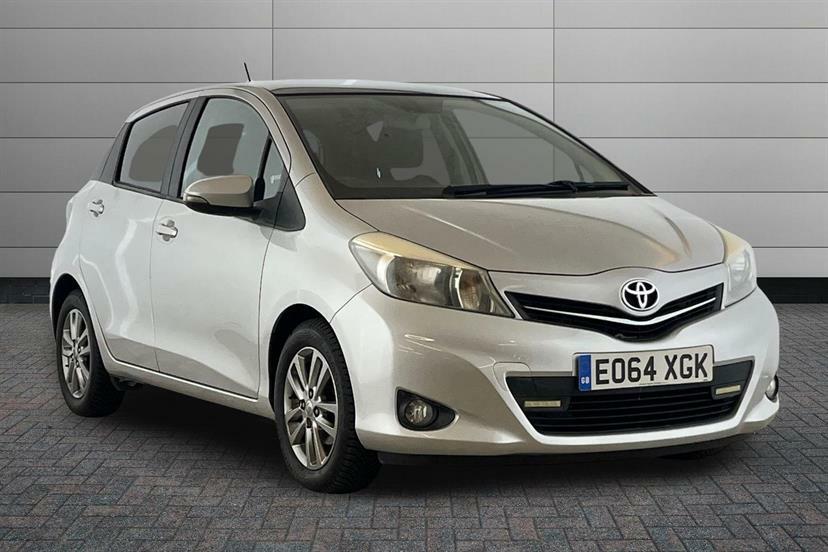 Toyota Yaris 1.33 Vvt-i Icon Silver