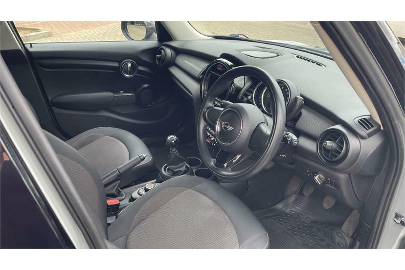 Mini Hatch 1.5 Cooper Grey #6
