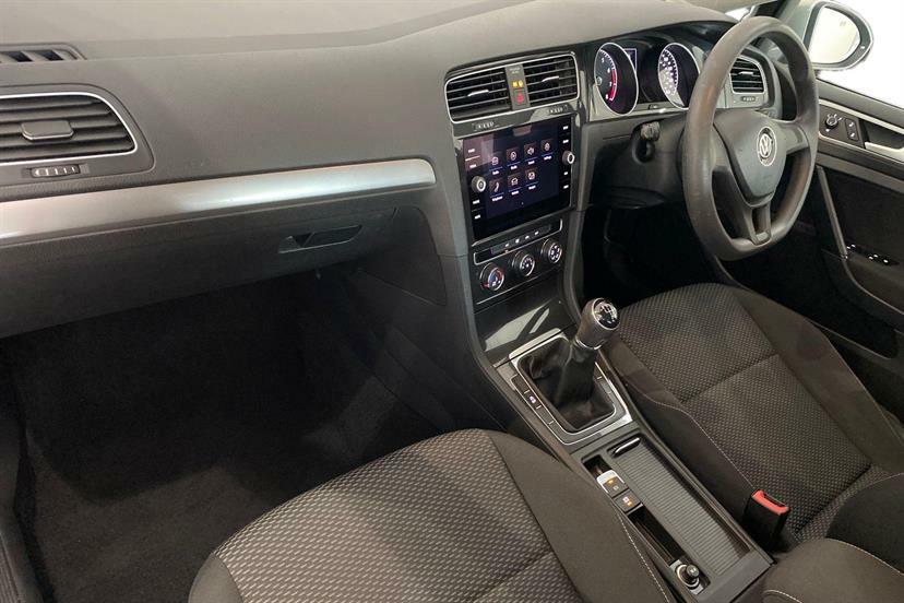 Volkswagen Golf 1.0 Tsi S Silver