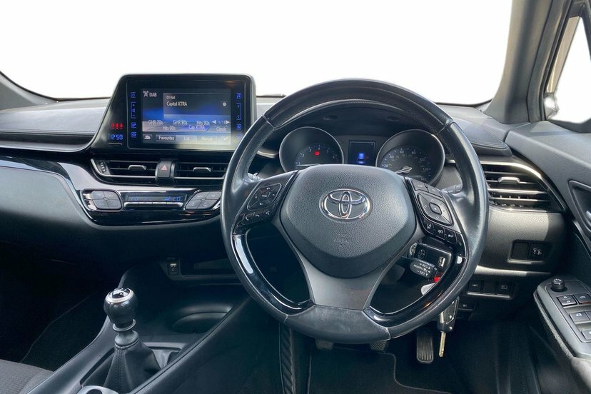Toyota C-Hr 1.2 Vvt-i Icon Suv 115 Ps EN67YKF Grey #6