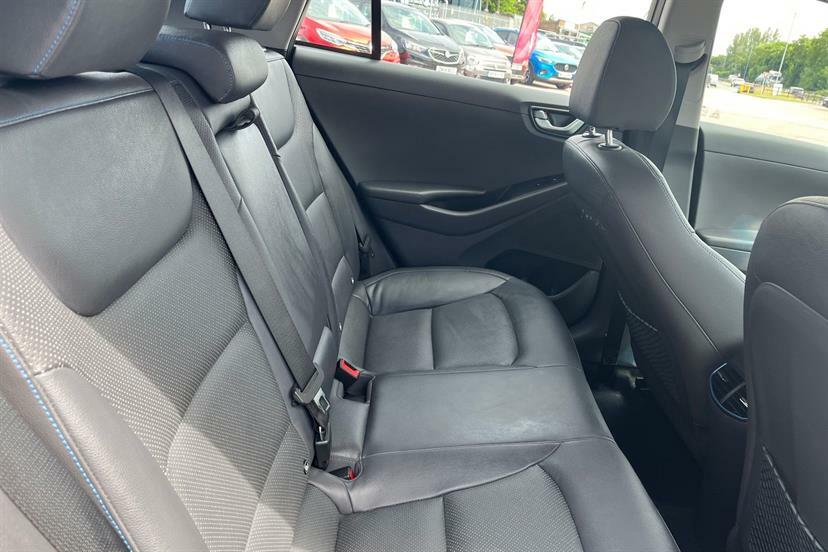 Hyundai Ioniq  White #13