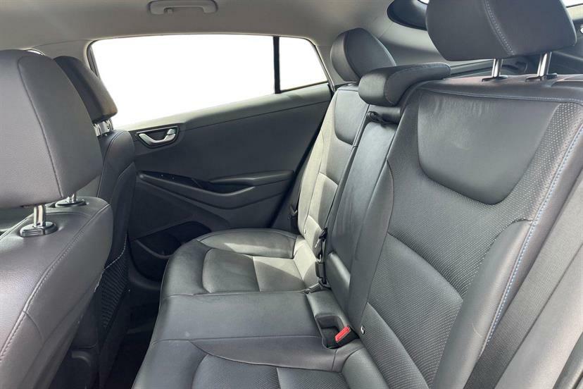 Hyundai Ioniq  White #10