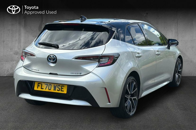 Toyota Corolla 1.8 Vvt-h Excel Hatchback Hybrid Cvt 1 FL70WSE Black #2