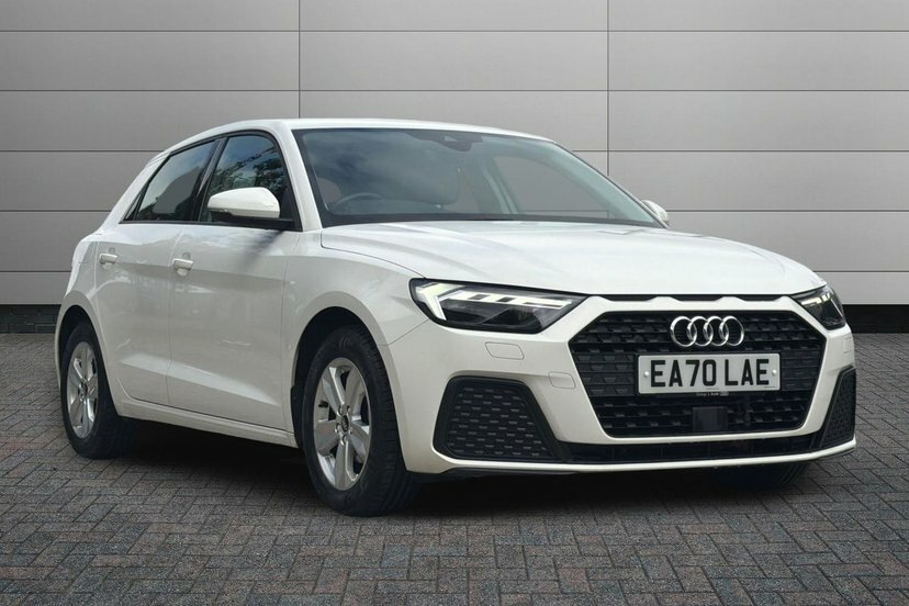 Audi A1 1.0 Tfsi 25 Technik Sportback 9 White