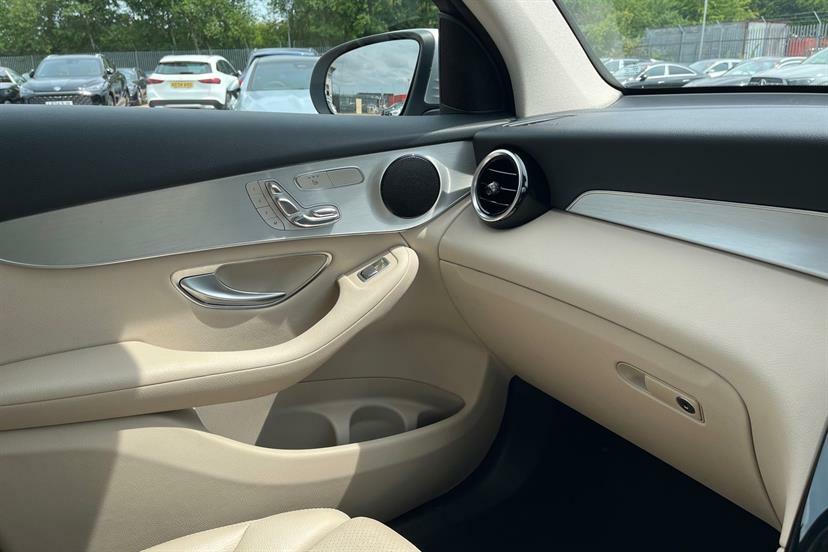 Mercedes-Benz GLC Class Glc 220D 4Matic Se 9G-tronic  #26