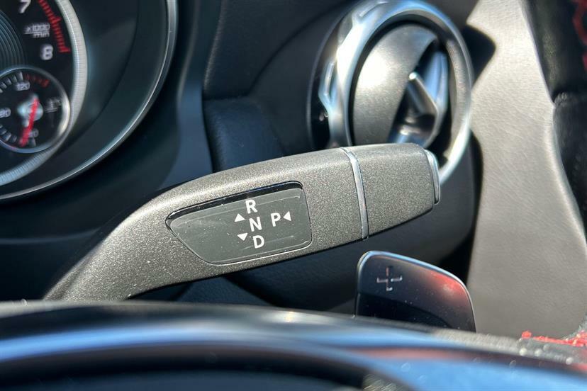 Mercedes-Benz GLA Class Gla 180 Urban Edition Silver #24