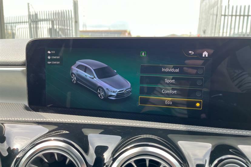 Mercedes-Benz A Class A180 Amg Line Premium Plus 2023 Black #30