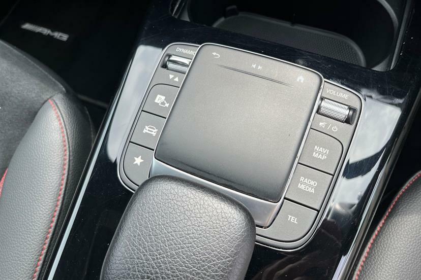 Mercedes-Benz A Class A180 Amg Line Premium Plus 2023 Black #32