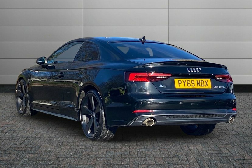 Audi A5 2.0 Tfsi 40 Black Edition Coupe S Troni Black #3