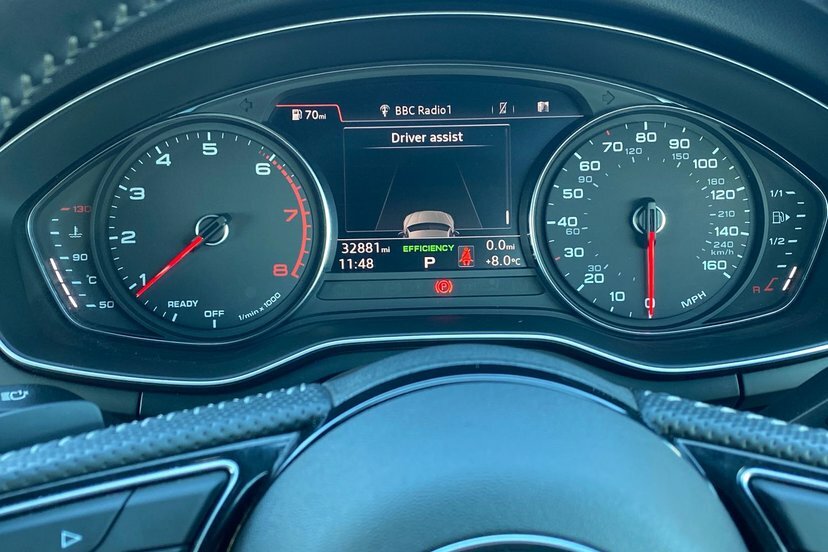 Audi A5 2.0 Tfsi 40 Black Edition Coupe S Troni Black #6
