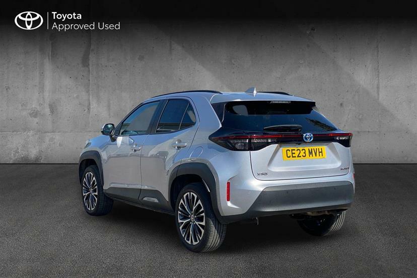 Toyota Yaris Cross 1.5 Hybrid Excel Cvt Silver #4