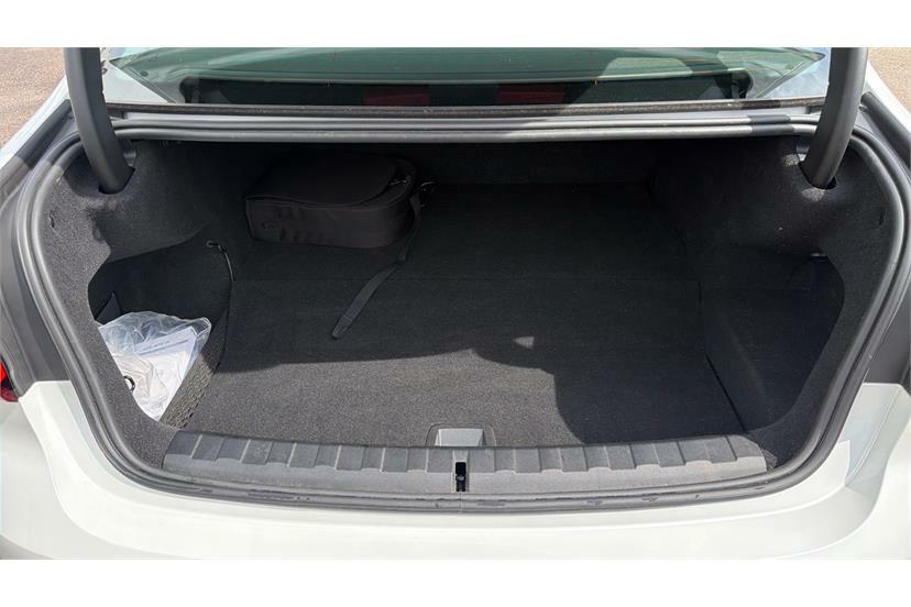 BMW 3 Series 320D M Sport Shadow Edition Touring Black #13