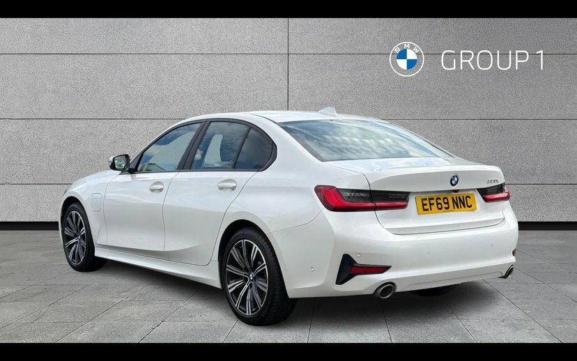 BMW 3 Series 2.0 330E 12Kwh Se Pro  #2