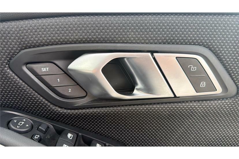 BMW 3 Series 320D M Sport Shadow Edition Touring Black #27