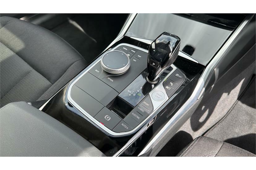BMW 3 Series 320D M Sport Shadow Edition Touring Black #10