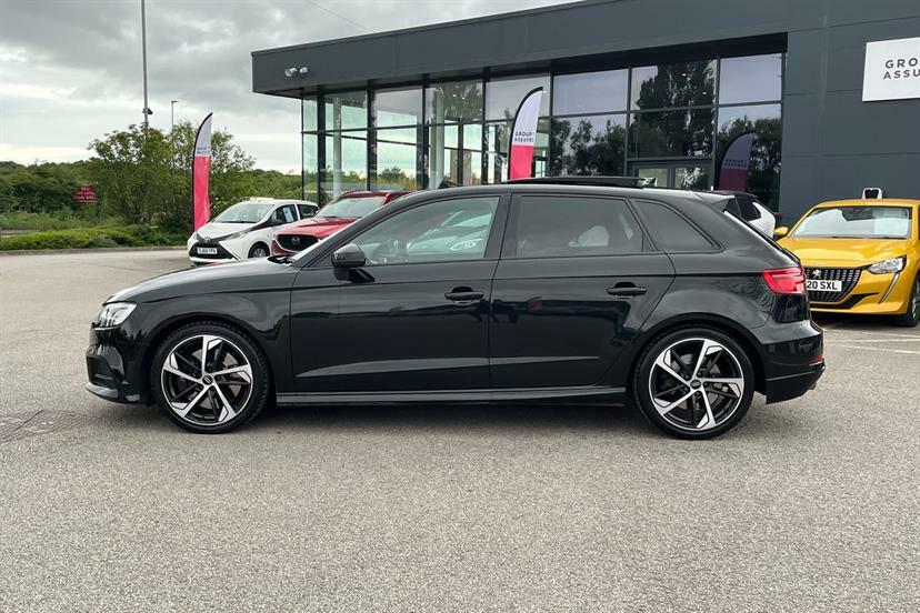 Audi A3 1.5 Tfsi 35 S Line Sportback Euro 6 Ss White #14