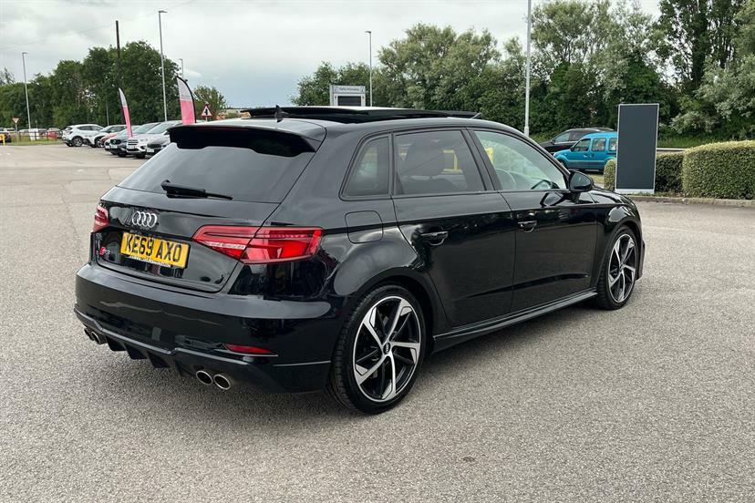 Audi A3 1.5 Tfsi 35 S Line Sportback Euro 6 Ss White #17