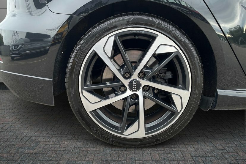 Audi S3 S3 Tfsi 300 Quattro Black Edition S Tronic  #5